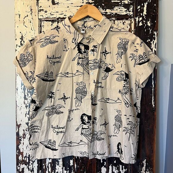 Women’s Traditional Japanese style ink tattoo short sleeve button down. Size S/M - Picture 1 of 10
